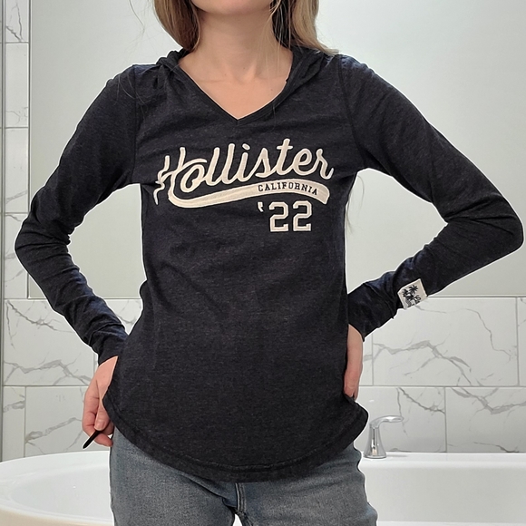 Hollister California Hoodie Sweater - Picture 6 of 13